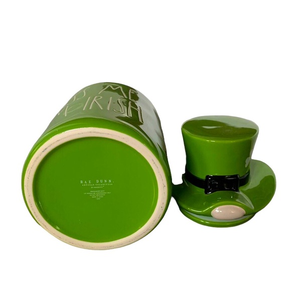 ☘️ Rae Dunn Kiss me I’m Irish canister - Picture 6 of 9